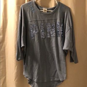 Quarter sleeve shirt